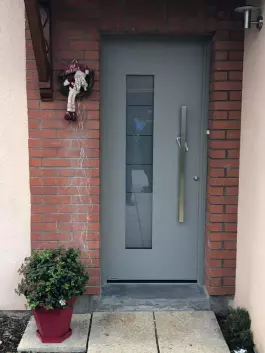 PORTE ENTREE - ALUMINIUM - SOGEFEM - BETHUNE LILLE ARRAS LEN