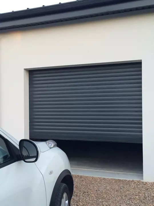 PORTE DE GARAGE ENROULABLE - SOGEFERM - BETHUNE 